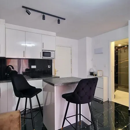 Appartement La De La Suerte - Cosy Flat Close To The *